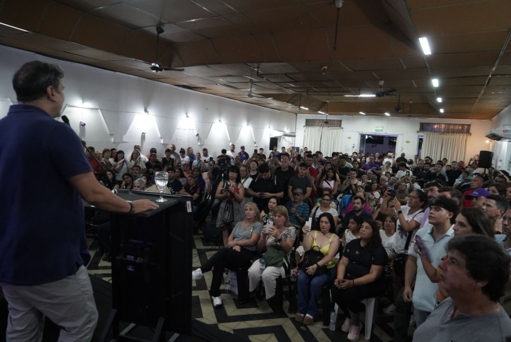 Catalán ratificó su propuesta de eliminar las comunas rurales y cargó contra la 