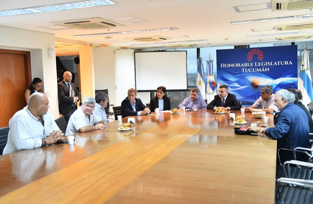 Tucumán y Tarija inician diálogo institucional para una agenda común de integración productiva y comercial