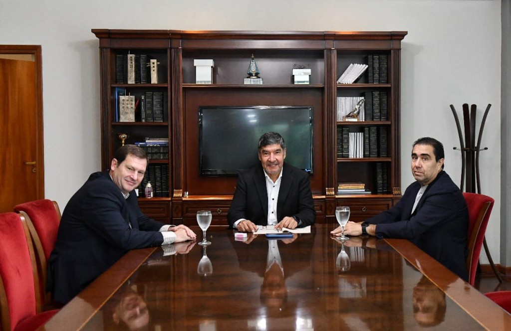 La Legislatura de Tucumán busca alternativas para preservar 906 fuentes de trabajo en la planta de Alpargatas de Aguilares