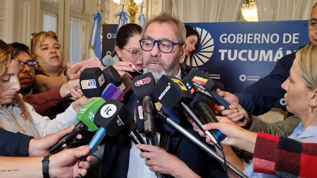 Crisis del transporte en Tucumán: empresarios se reunieron con Jaldo y advirtieron una caída del 30% en la demanda