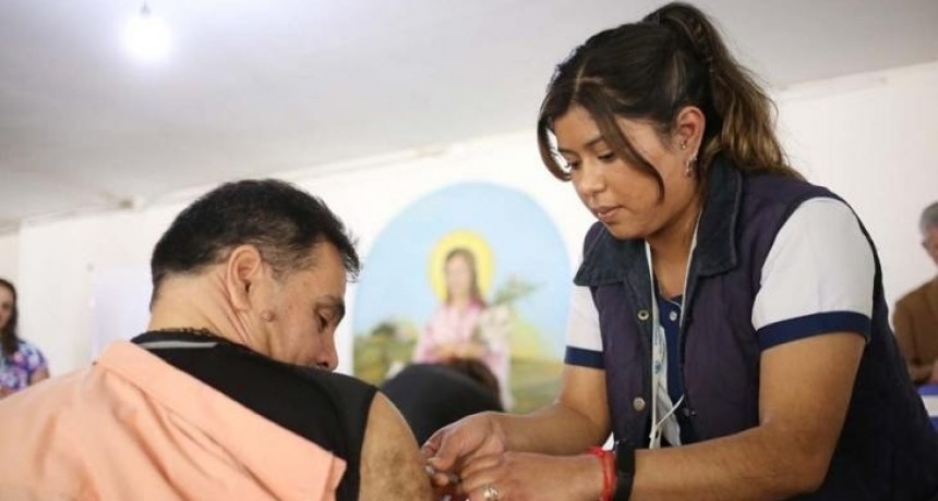 Vacuna contra el dengue: cómo es la nueva campaña para personas de 10 a 59 años