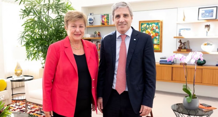 El FMI eval&uacute;a a Argentina: revisi&oacute;n clave para desbloquear USD 1.000 millones