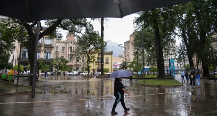 El SMN emitió una alerta amarilla para Tucumán por tormentas: cuándo empiezan y qué zonas abarcan