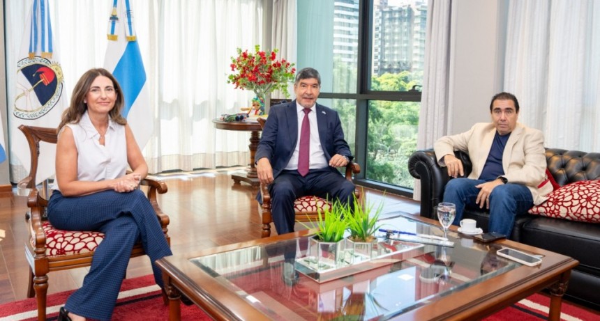 Elección del Defensor del Pueblo: 46 candidatos compiten por el cargo y la Legislatura define los plazos finales