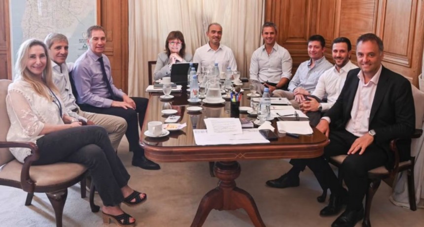 El Gobierno define su estrategia legislativa en una mesa pol&iacute;tica convocada por Karina Milei