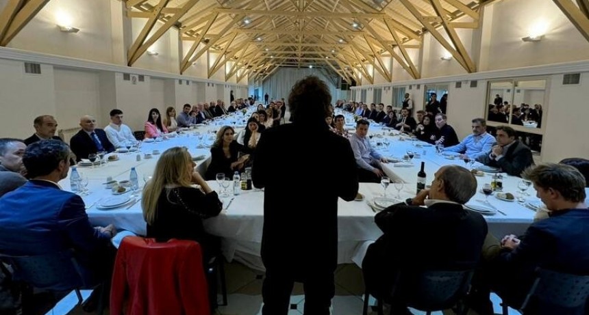 La cena de los libertarios: Milei agasajar&aacute; a sus legisladores en Olivos tras la apertura de sesiones