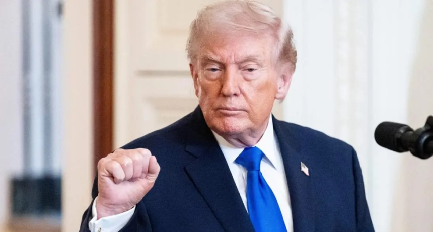 Trump abre la puerta a una "toma amistosa" de Cuba mientras su equipo negocia en secreto con el entorno de Castro