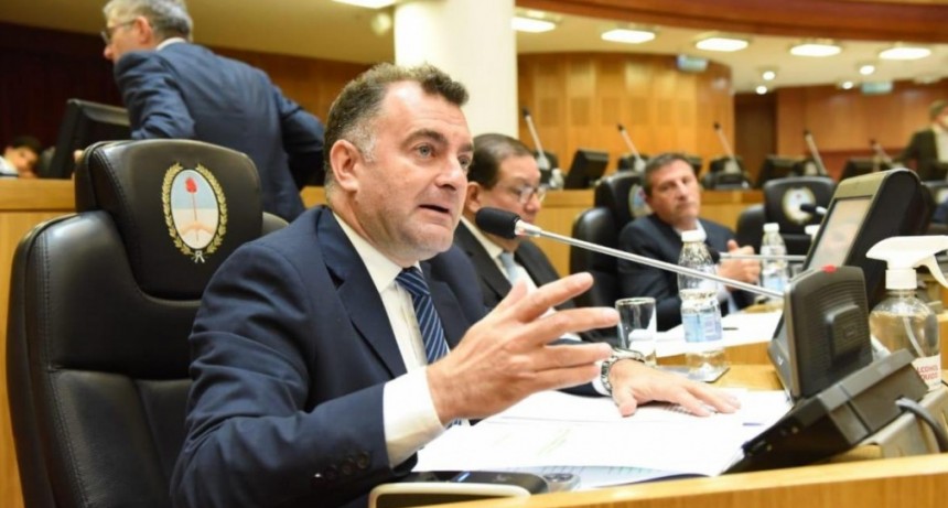 ”Hoy no están juntos, están separados (por el cambio)”, disparó Raúl Albarracin sobre las internas en JxC