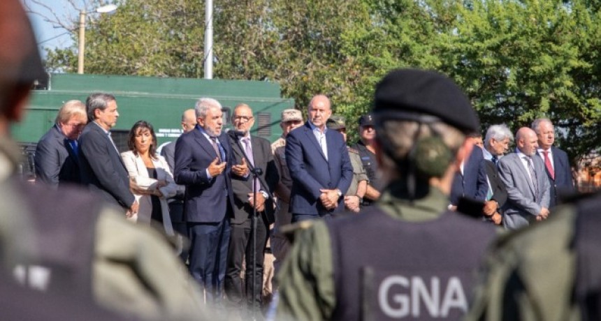 Aníbal Fernández puso en funciones al refuerzo de efectivos del Comando Unificado de las Fuerzas Federales en Rosario