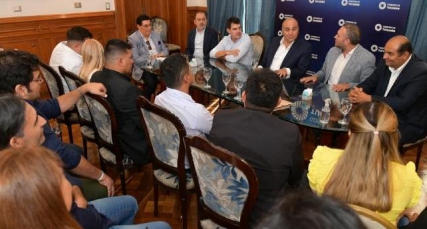 Manzur recibió a dirigentes del departamento Simoca
