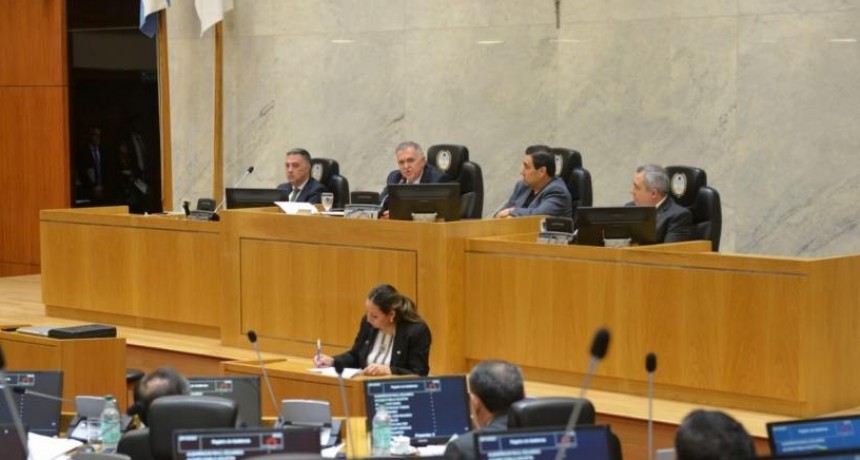 Jaldo lidera el inicio de sesiones ordinarias en la Legislatura