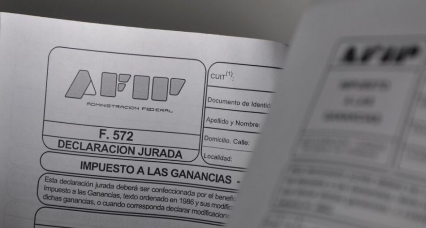El Gobierno asegur&oacute; que prev&eacute; presentar un proyecto para restituir el impuesto a las Ganancia