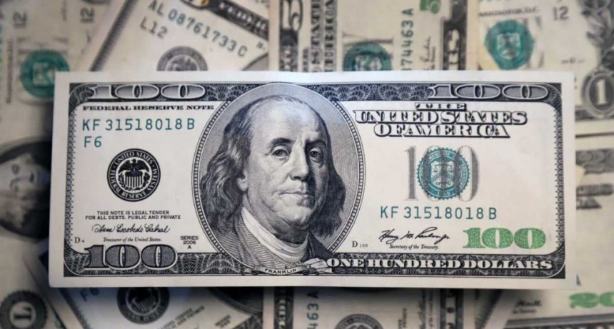 El d&oacute;lar blue cay&oacute; a niveles de diciembre y los financieros acompa&ntilde;an a la baja