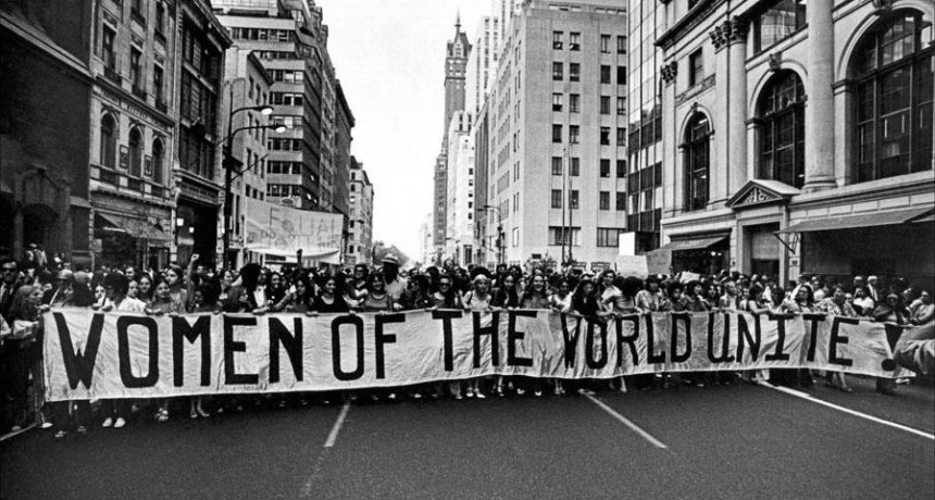 Por qu&eacute; no se debe decir "Feliz d&iacute;a de la mujer"