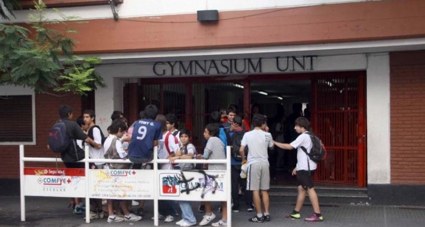 La UNT brinda la posibilidad de llenar la Ficha M&eacute;dica anual de las Escuelas Experimentales en un solo d&iacute;a