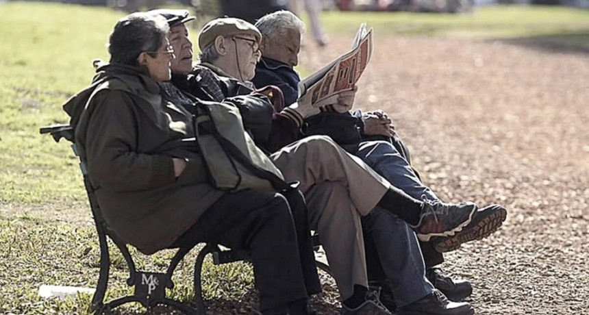 Jubilaciones: estudian incluir un adicional del 10% para compensar el primer trimestre