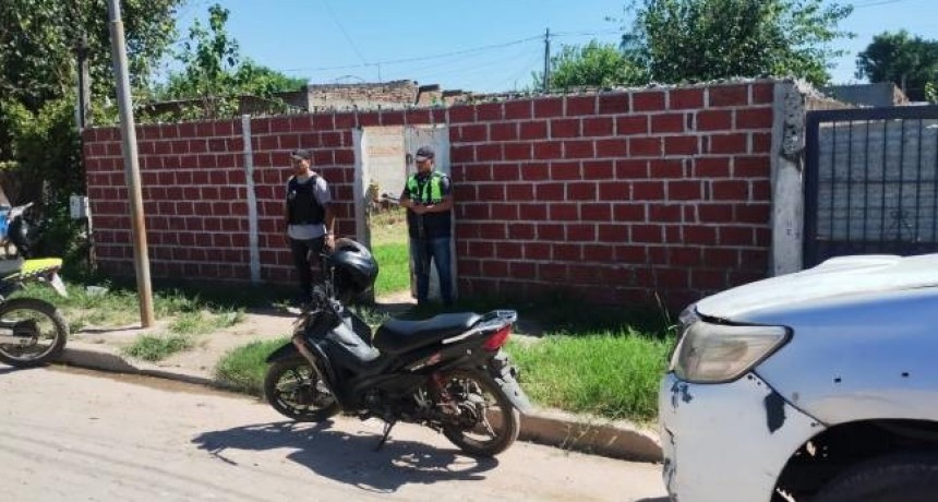 Secuestran una moto y un arma de fuego en una causa de robo
