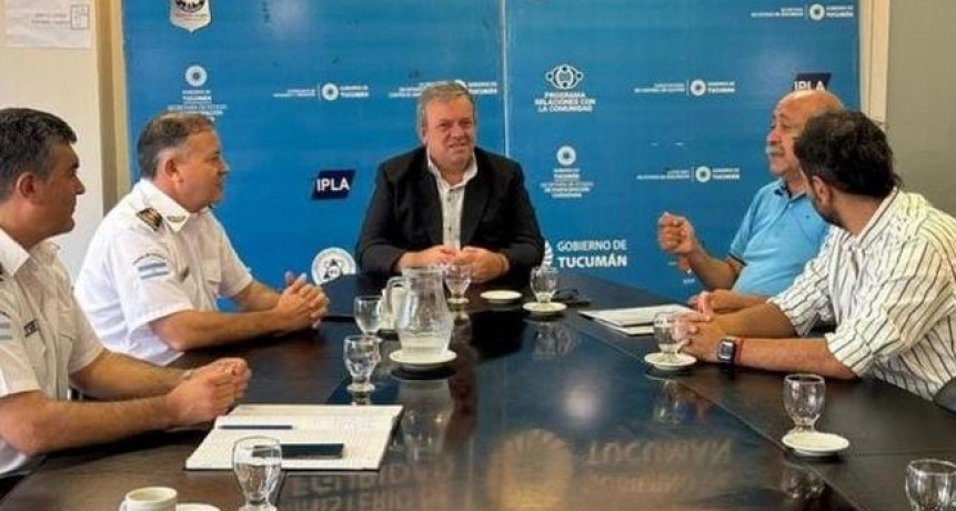 Por el inicio del torneo, la Polic&iacute;a y la Liga Tucumana de F&uacute;tbol coordinan tareas preventivas