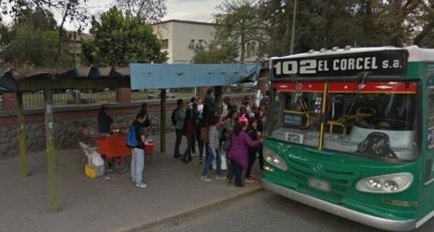 Estudiantes del interior de la UNT podr&aacute;n viajar gratis durante marzo