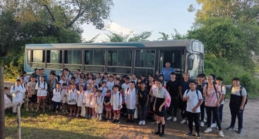 Escuelas rurales destacan el beneficio del Boleto Estudiantil