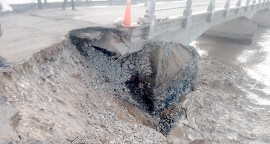 Al mediod&iacute;a habilitar&iacute;an el puente que une Amaicha con Colalao del Valle