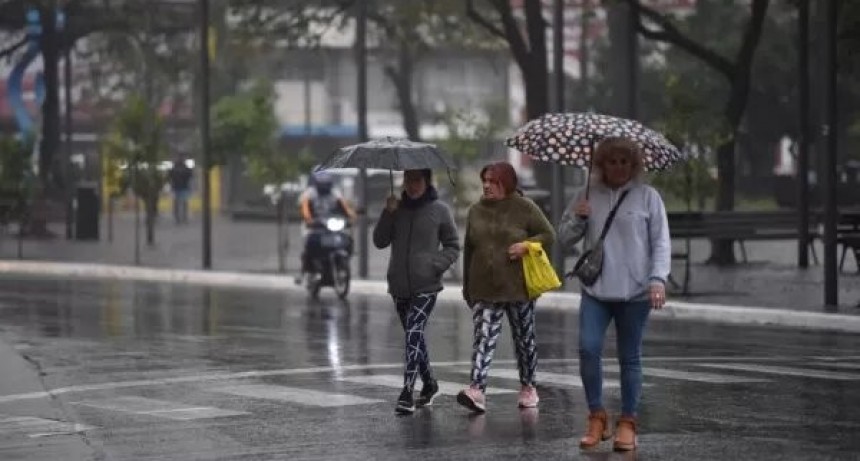 Clima: se espera una jornada calurosa y con lluvias en Tucum&aacute;n