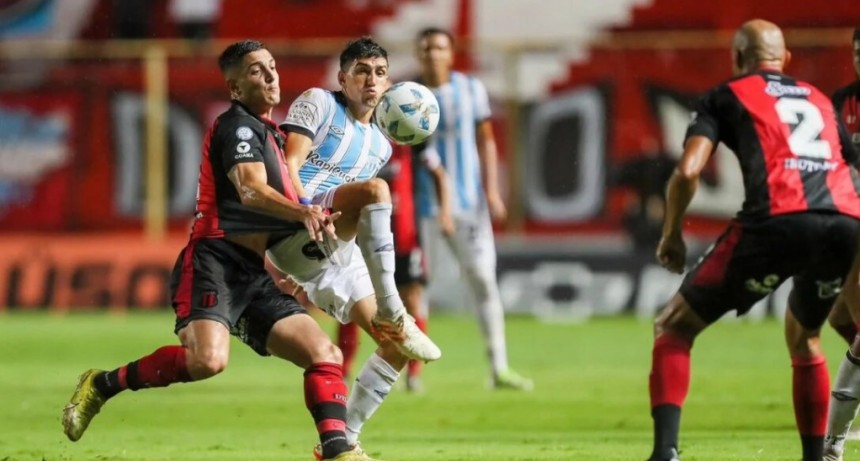 Atlético Tucumán ganó por goleada y avanzó a los 16avos de final de la Copa Argentina