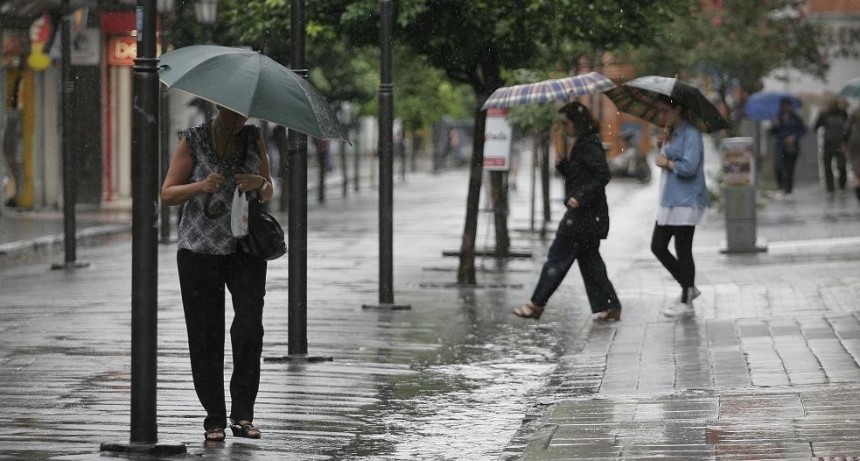 Clima: lluvias y descenso de temperatura en Tucum&aacute;n