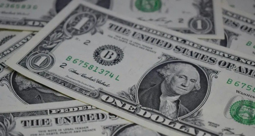 El d&oacute;lar cerr&oacute; la semana con llas cotizaciones libres a la baja