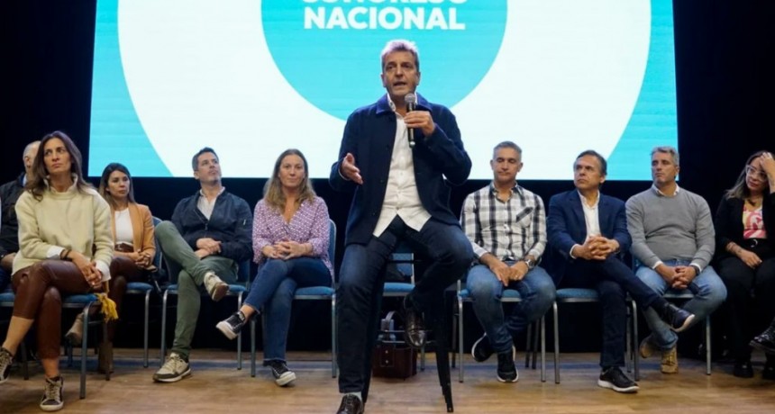 Sergio Massa: "El error es pararnos con el dedo acusador y decirle a la gente que se equivoc&oacute; a la hora de votar"