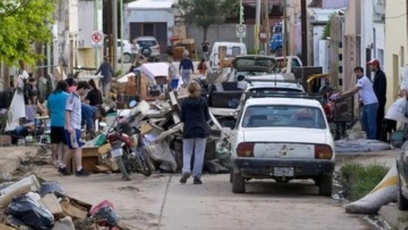 El Gobierno nacional asistió con 10.000 millones de pesos a Bahía Blanca