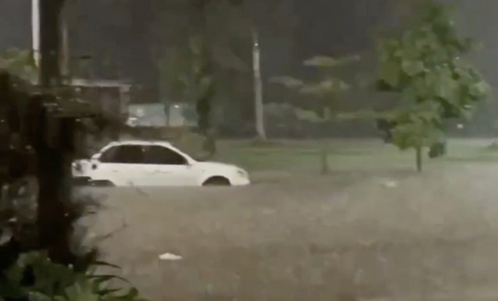 El Gobierno provincial entreg&oacute; nuevo equipamiento de &uacute;ltima tecnolog&iacute;a para hospitales, policl&iacute;nicas y caps de la capital e interior