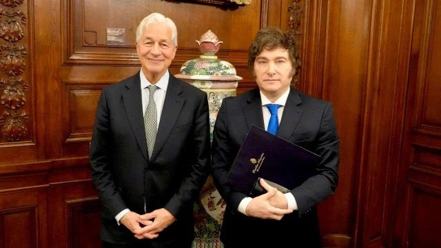 Victoria Villarruel record&oacute; al cantante Ricardo Iorio a un a&ntilde;o de su muerte