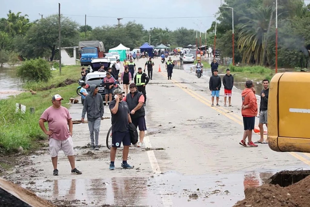 "Apoyamos la radicaci&oacute;n de industrias y la Econom&iacute;a del Conocimiento", dijo Abad