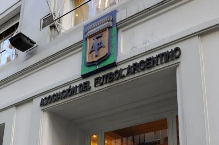 C&oacute;rdoba: cuatro muertos y un beb&eacute; herido en un accidente entre dos autos 