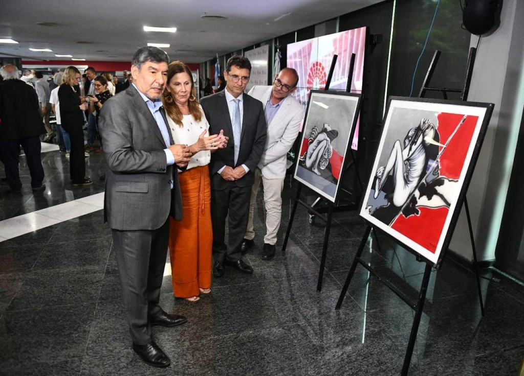 Cisneros: "si EDET y TRANSNOA pierden plata, que se vayan de Tucum&aacute;n"