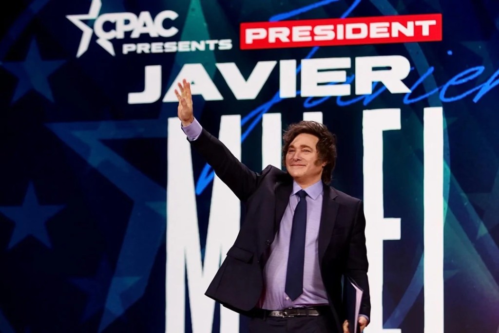Javier Milei viaj&oacute; a Budapest para participar de la CPAC y reunirse con Viktor Orb&aacute;n en una nueva gira internacional
