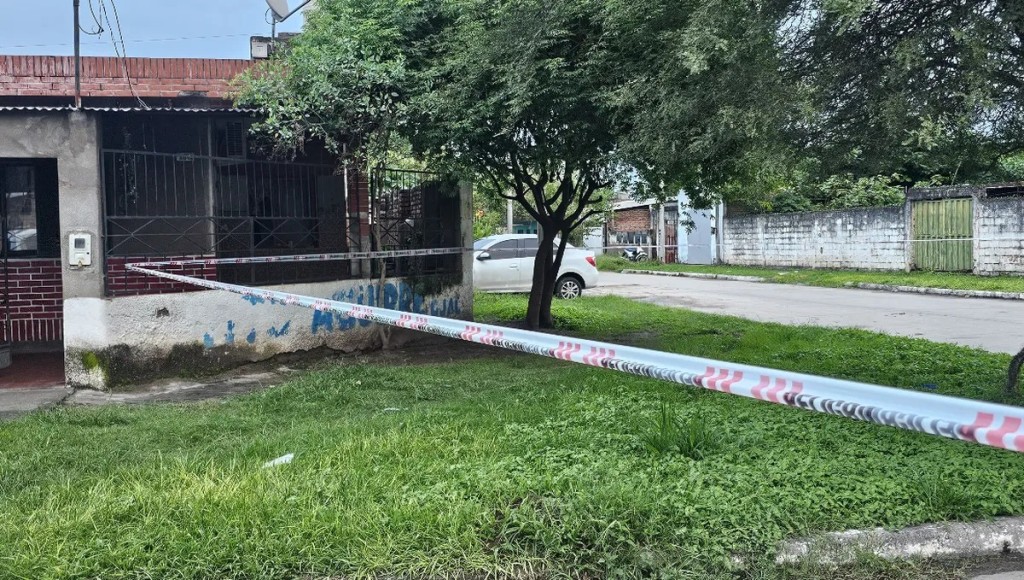 Conflicto entre familias termin&oacute; con un joven de 19 a&ntilde;os asesinado y una nena herida por una bala perdida en Banda del R&iacute;o Sal&iacute;