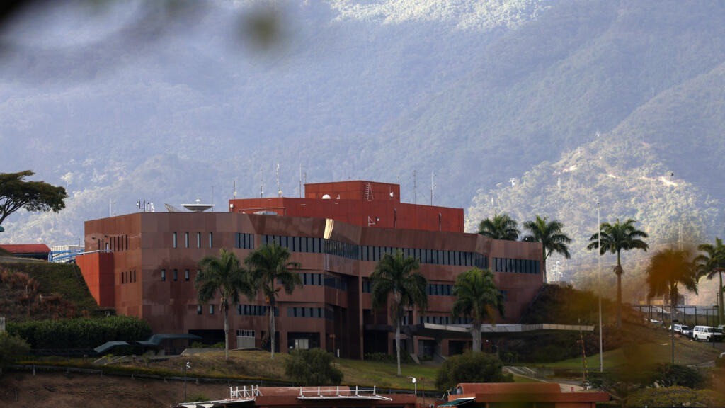 Estados Unidos reanuda operaciones en su Embajada en Caracas tras siete a&ntilde;os de cierre