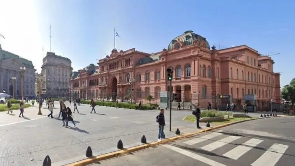 INDEC: la dotaci&oacute;n de empleados p&uacute;blicos se redujo 7% en febrero y profundiza la tendencia a la baja