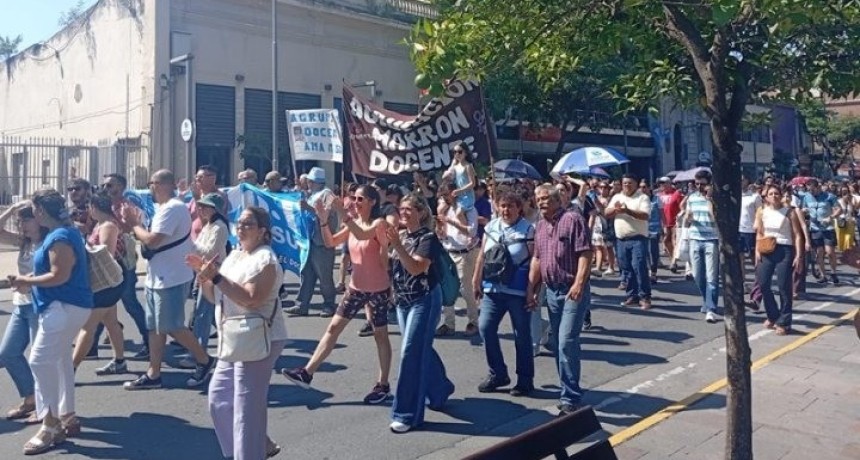 Conflicto docente: el Gobierno se desliga y afirma que el salario es "responsabilidad exclusiva de las provincias"