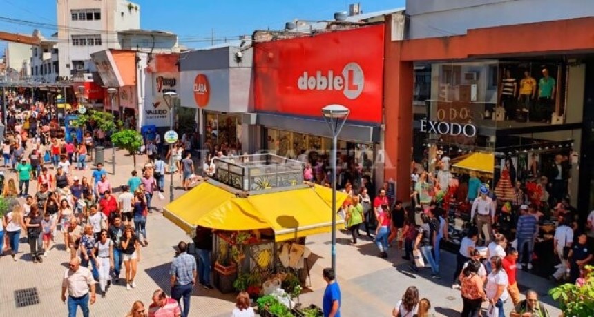 Desde esta semana los comercios de San Miguel de Tucum&aacute;n atienden por la tarde de 17 a 21