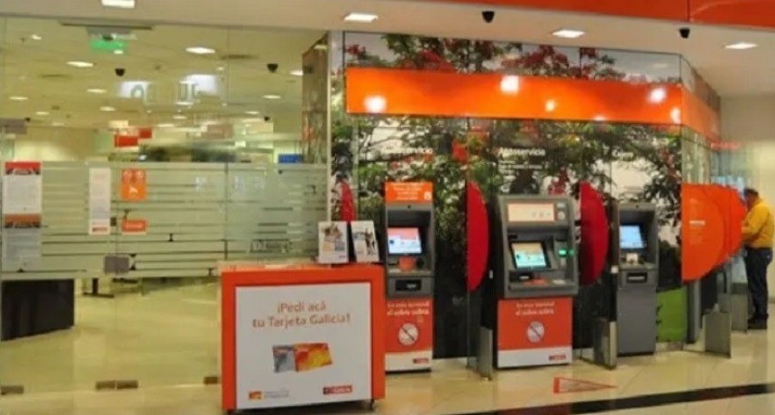 Multan a Galicia Seguros por debitar seguros sin consentimiento a un jubilado