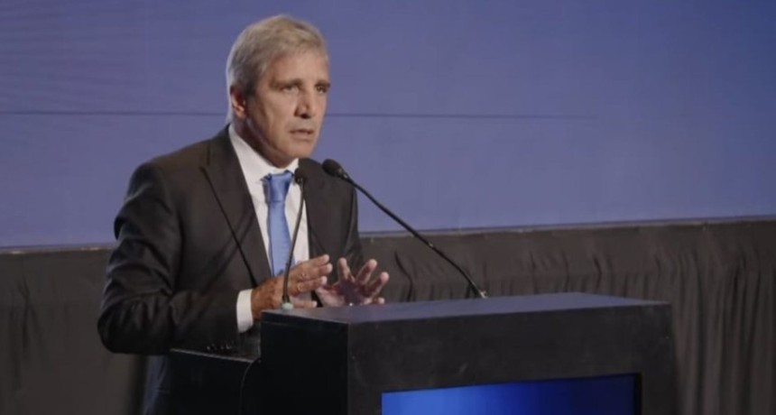 Caputo en Mendoza: &ldquo;No hay raz&oacute;n para ser pesimistas&rdquo; y asegur&oacute; que la estabilidad es &ldquo;por decisi&oacute;n pol&iacute;tica, no por accidente&rdquo;