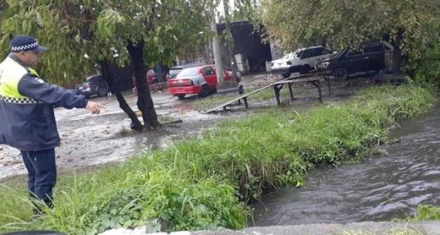 Temporal en Tucum&aacute;n: rutas anegadas, 40 evacuados en Villa Belgrano y acumulados de hasta 240 mil&iacute;metros