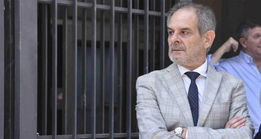 La sucesi&oacute;n en la UNT lleg&oacute; a la Justicia: presentan una demanda para impedir que el rector Pagani busque un nuevo mandato