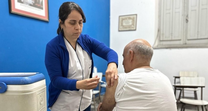 Vacunaci&oacute;n antigripal en Tucum&aacute;n: qui&eacute;nes deben recibir la dosis y d&oacute;nde acudir desde hoy