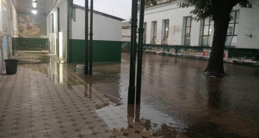 Suspendieron las clases en toda la provincia hasta el viernes por las intensas lluvias
