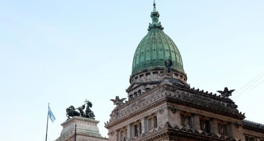 El Gobierno envi&oacute; al Congreso la &ldquo;Ley Hojarasca&rdquo; para derogar normas obsoletas y reducir la burocracia estatal