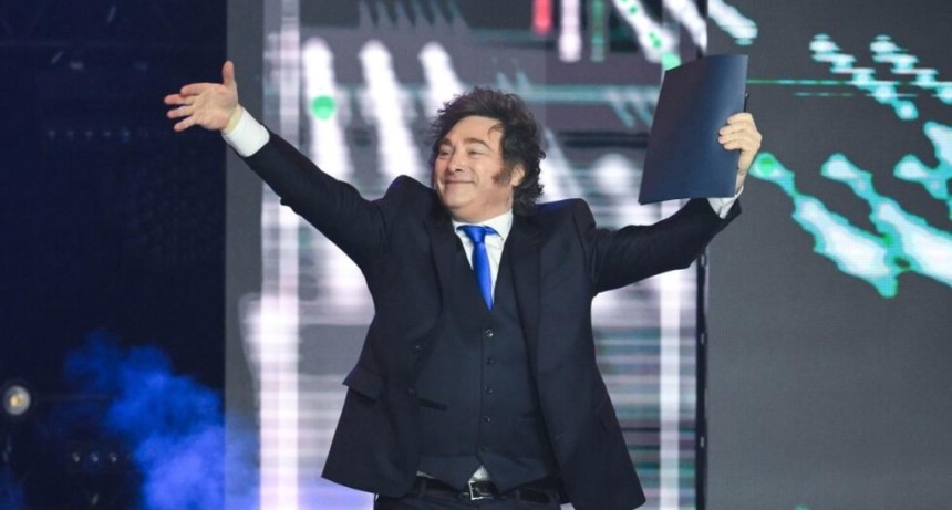 Milei celebra fallo de YPF y arremete contra Kicillof: 